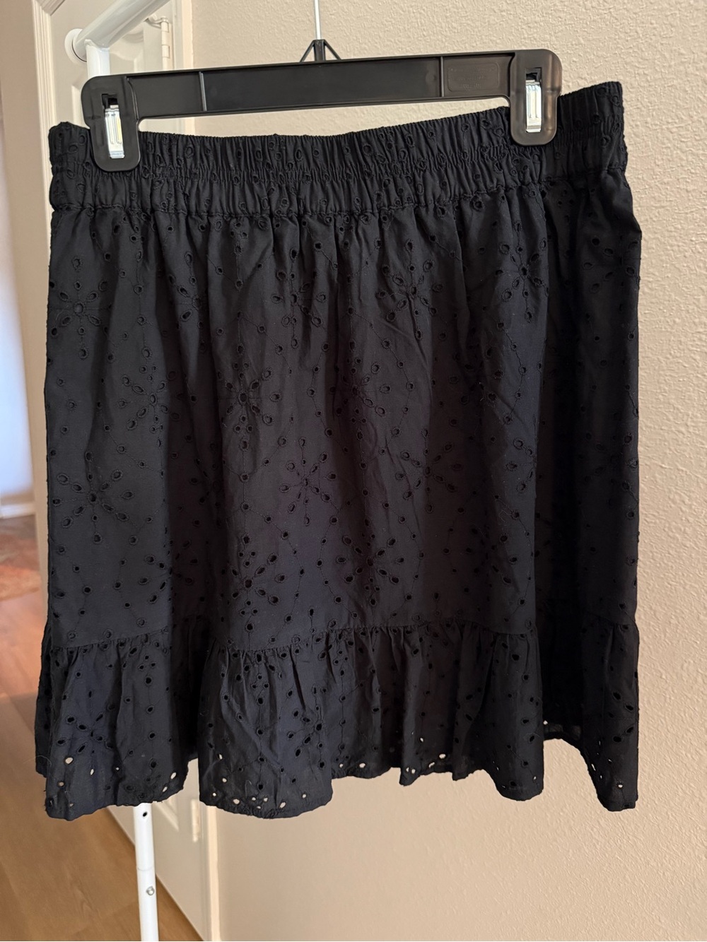 LOFT Black Eyelet Ruffle Mini Skirt 18.5”